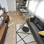 L شقة بيبينيا
