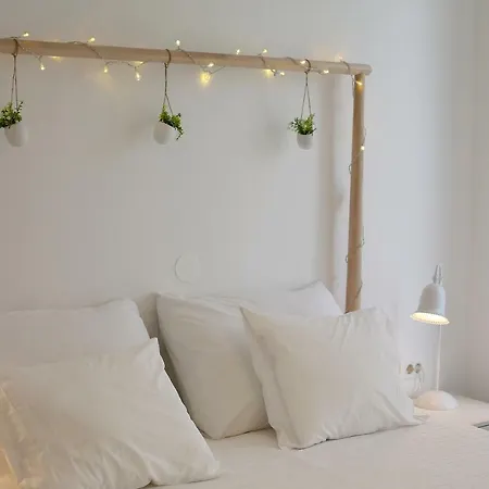 L Apartment