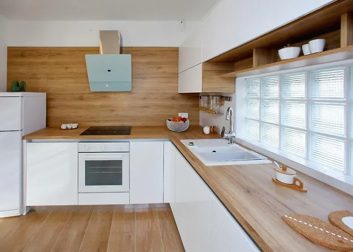 L Апартаменты